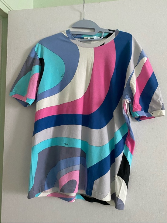 Emilio Pucci Tops - EMILIO PUCCI VINTAGE TSHIRT, NEVER WORN, 100% COTTON, SIZE L, MADE IN ITALY